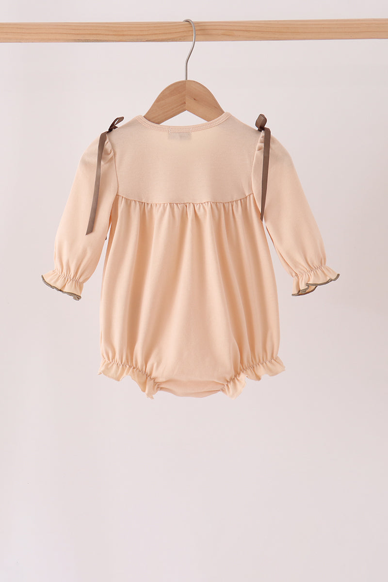  Aaria Tees