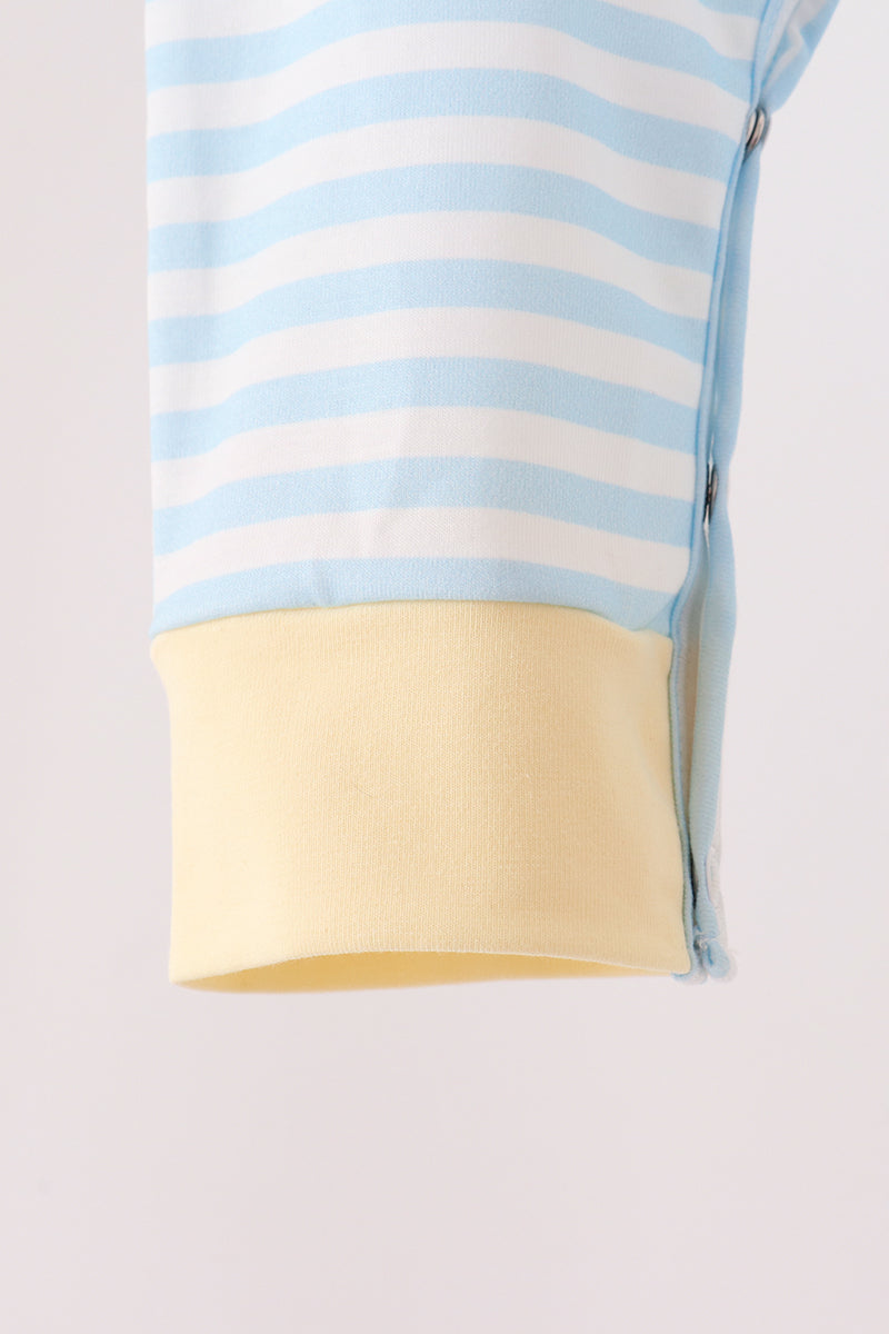  Aaria Tees