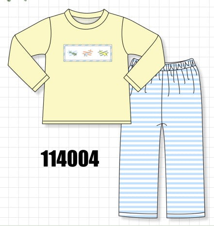  Aaria Tees