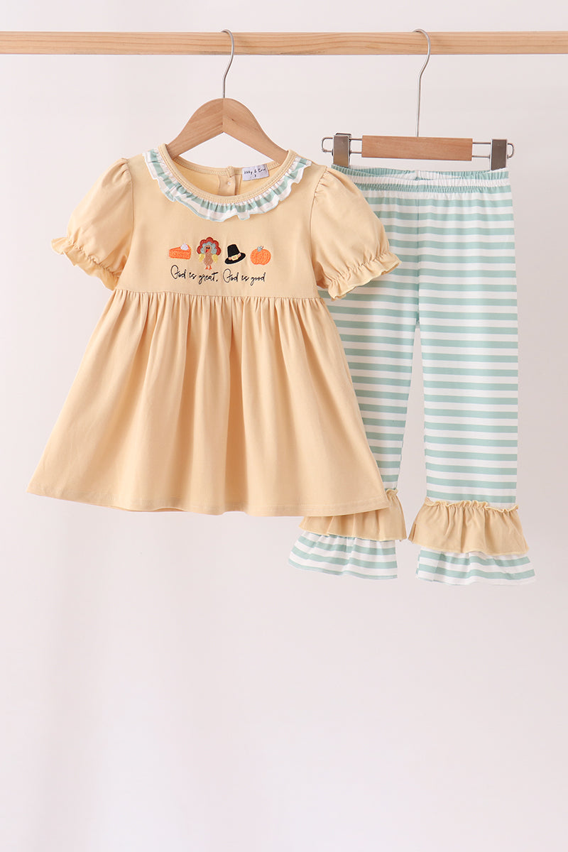  Aaria Tees