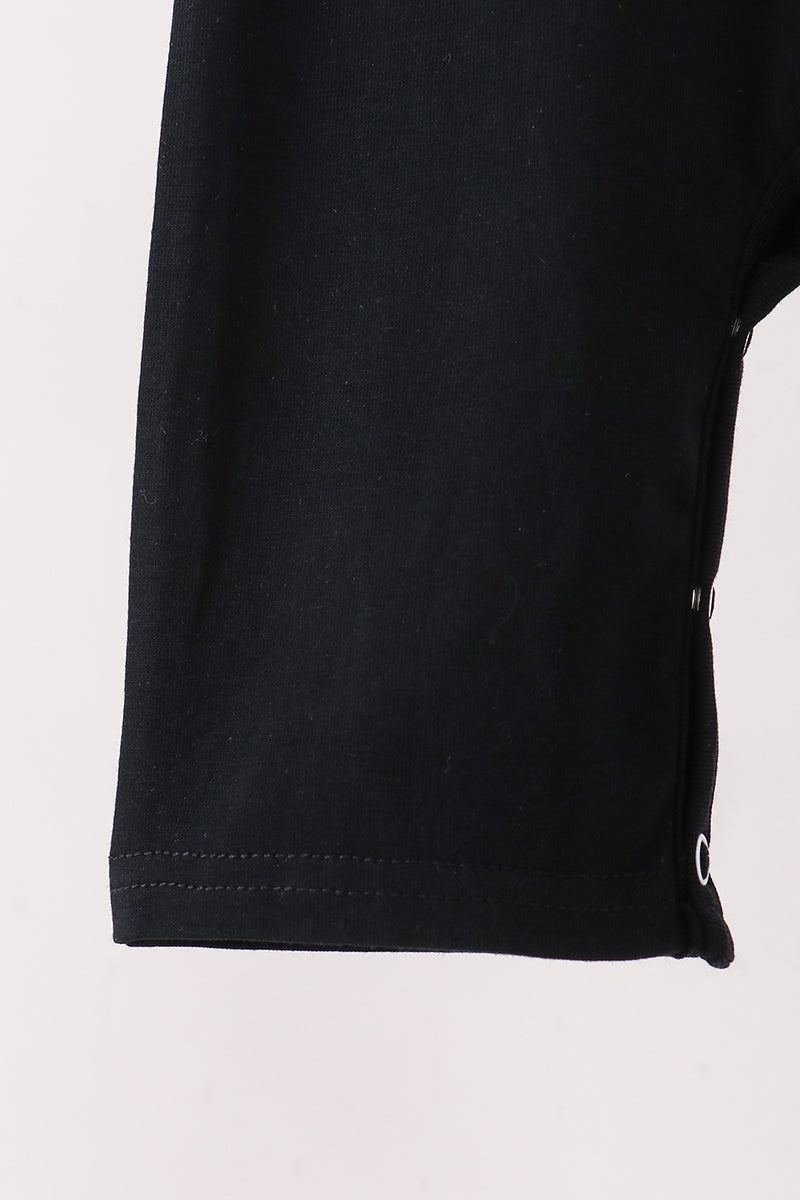  Aaria Tees