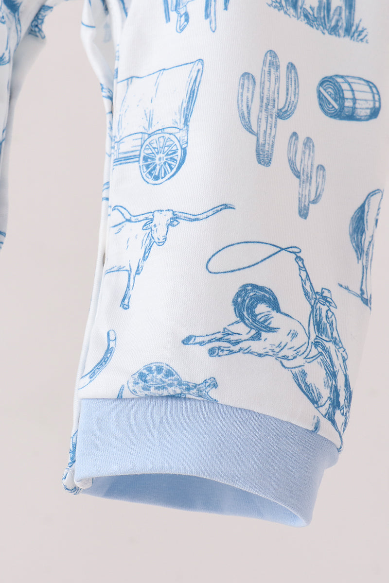  Aaria Tees