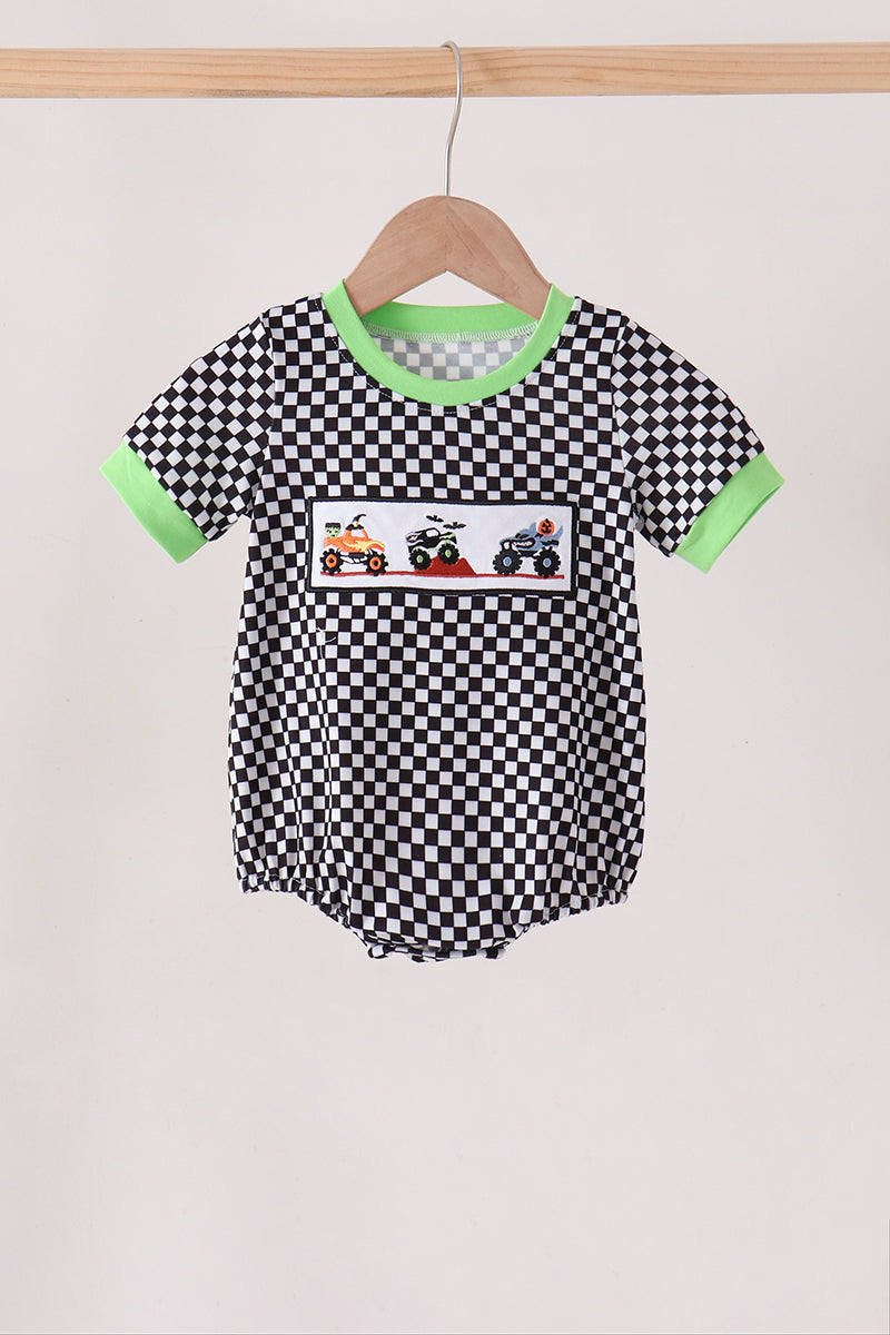  Aaria Tees