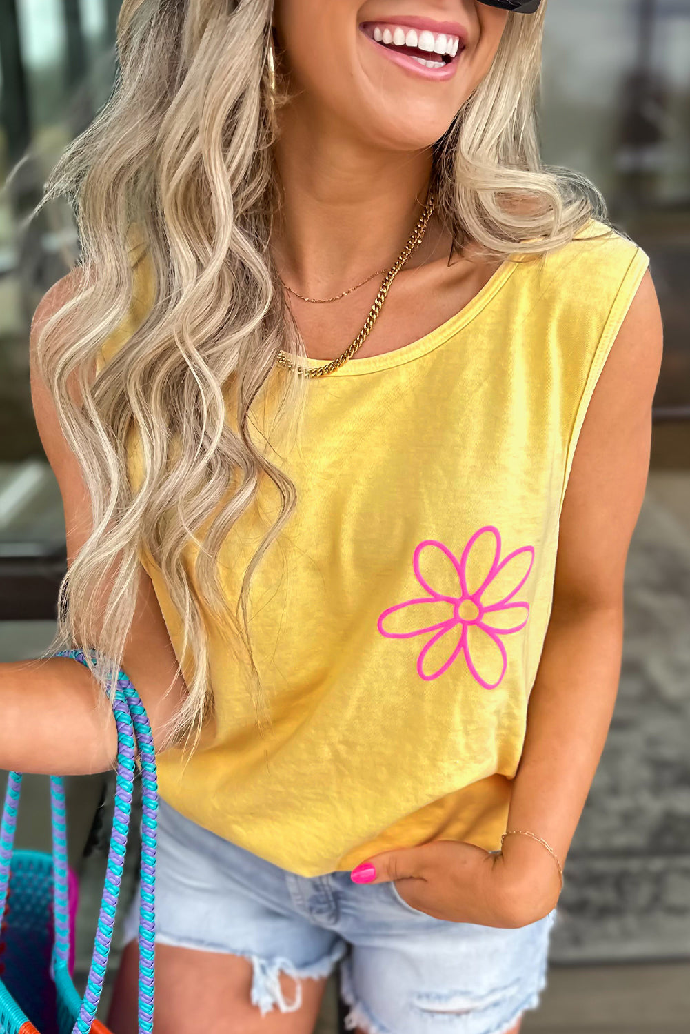  Aaria Tees