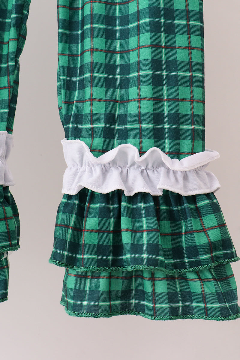 White wreath smocked ruffle pants set - Aaria Tees Aaria Tees