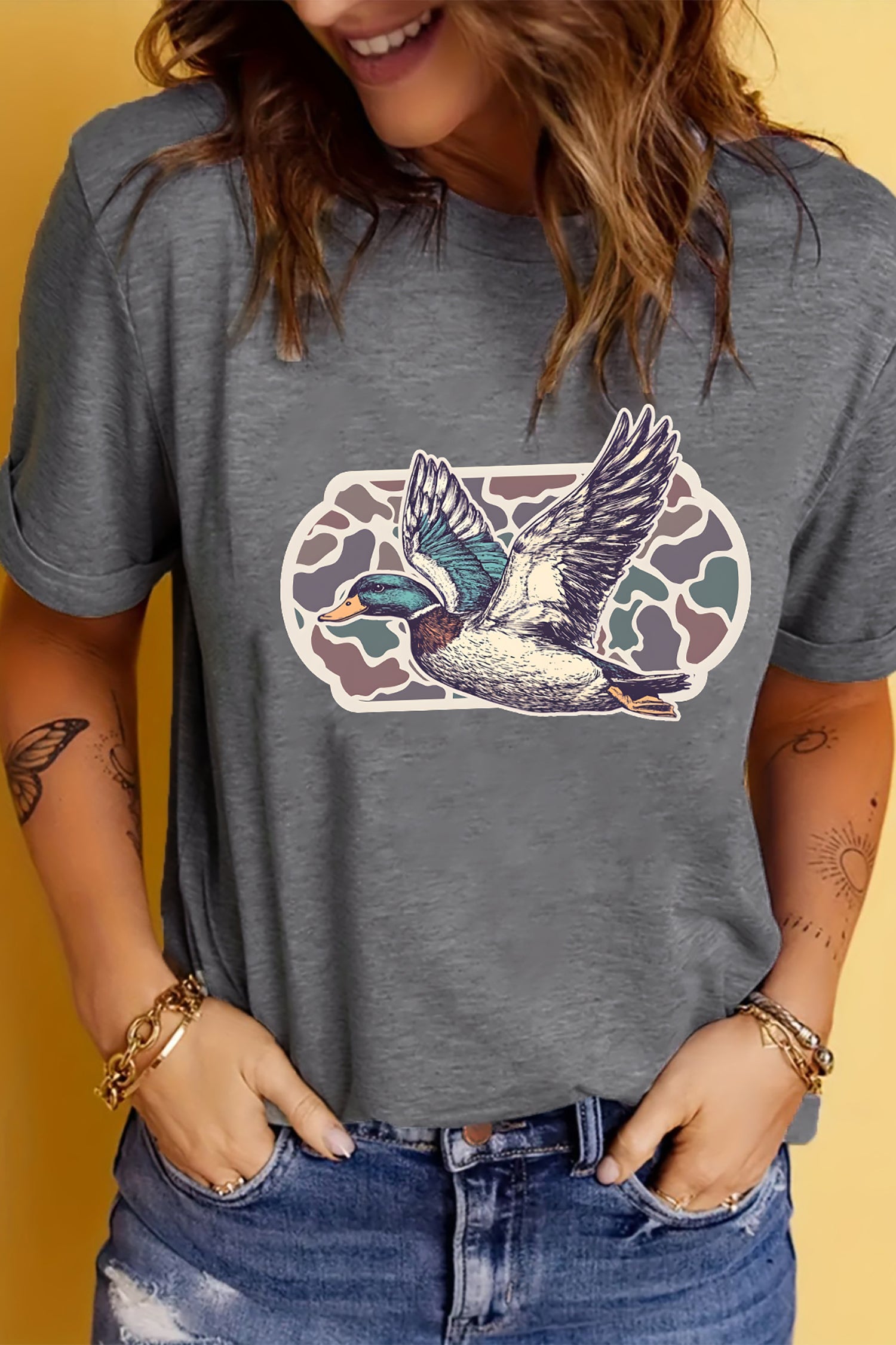  Aaria Tees