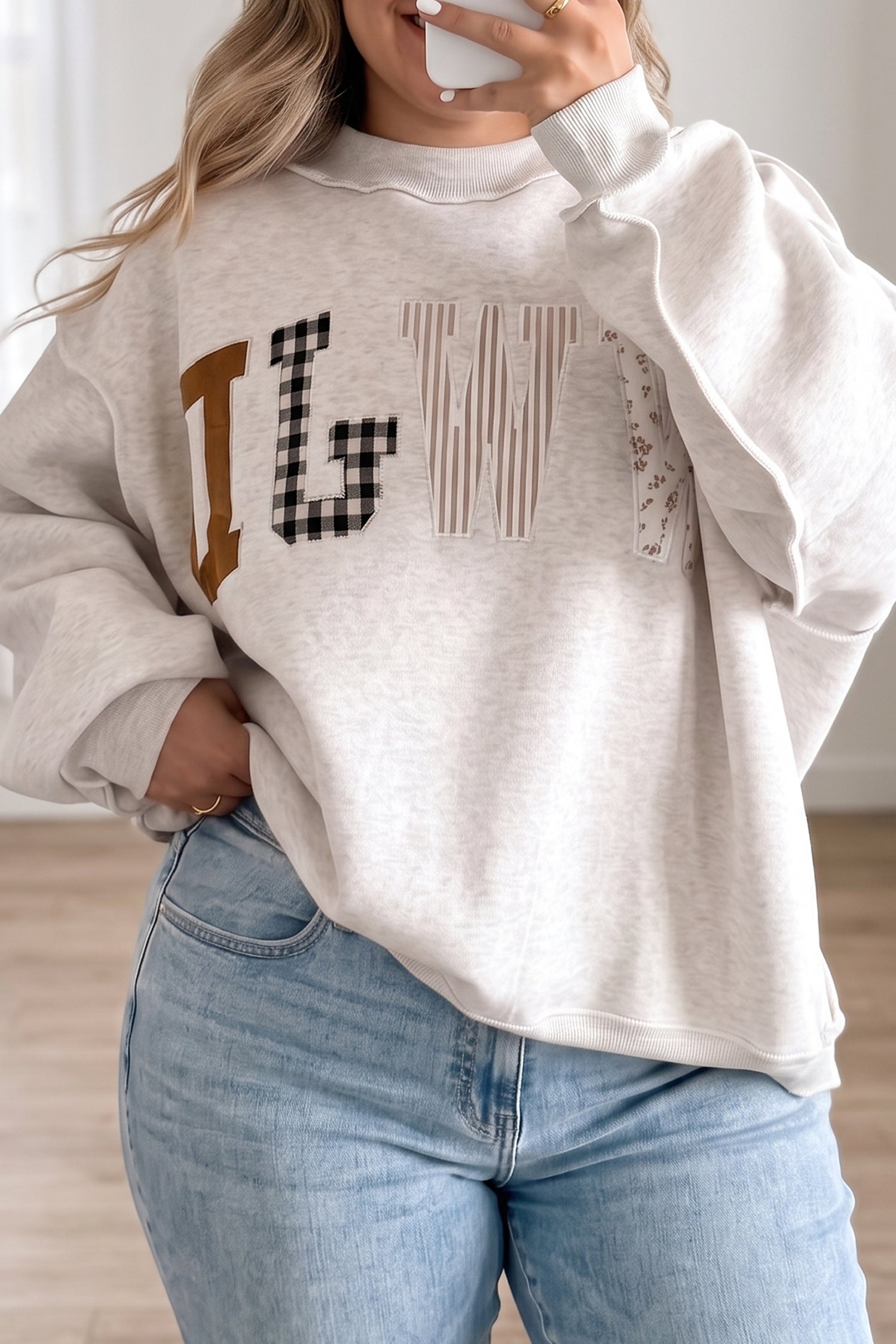  Aaria Tees