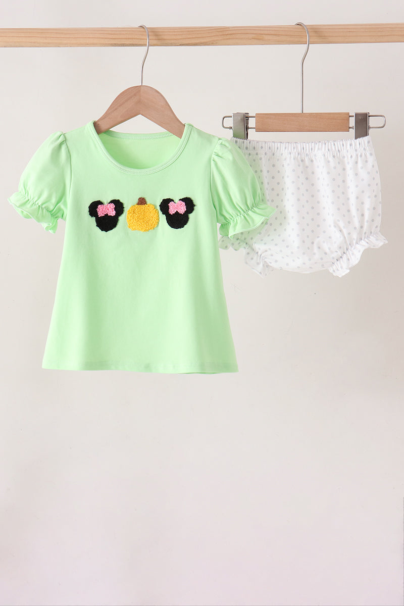  Aaria Tees
