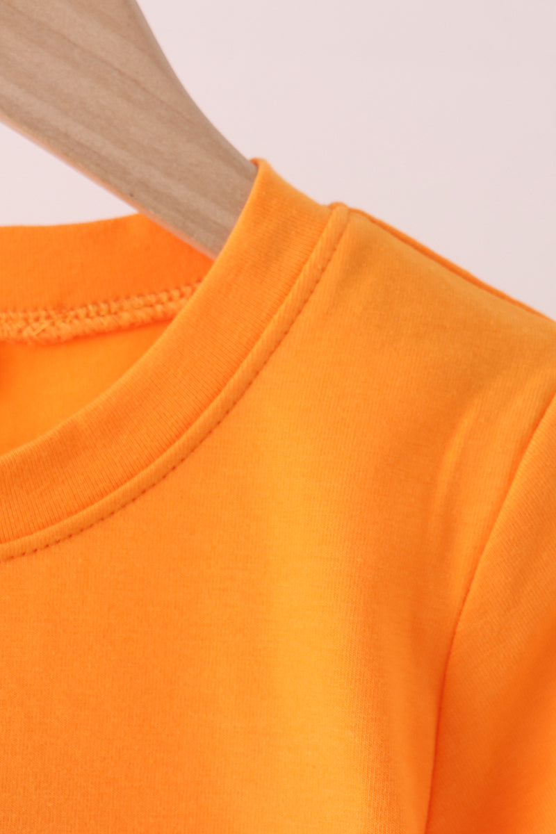  Aaria Tees