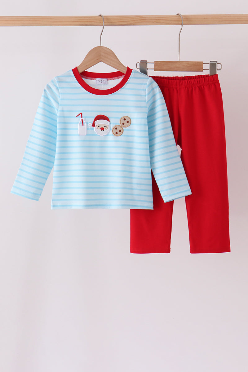  Aaria Tees