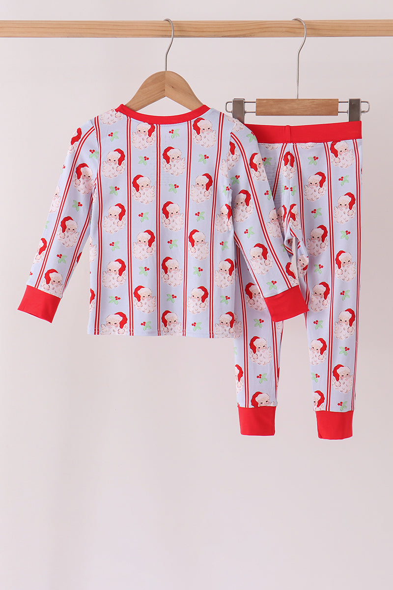  Aaria Tees