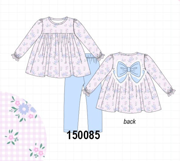  Aaria Tees