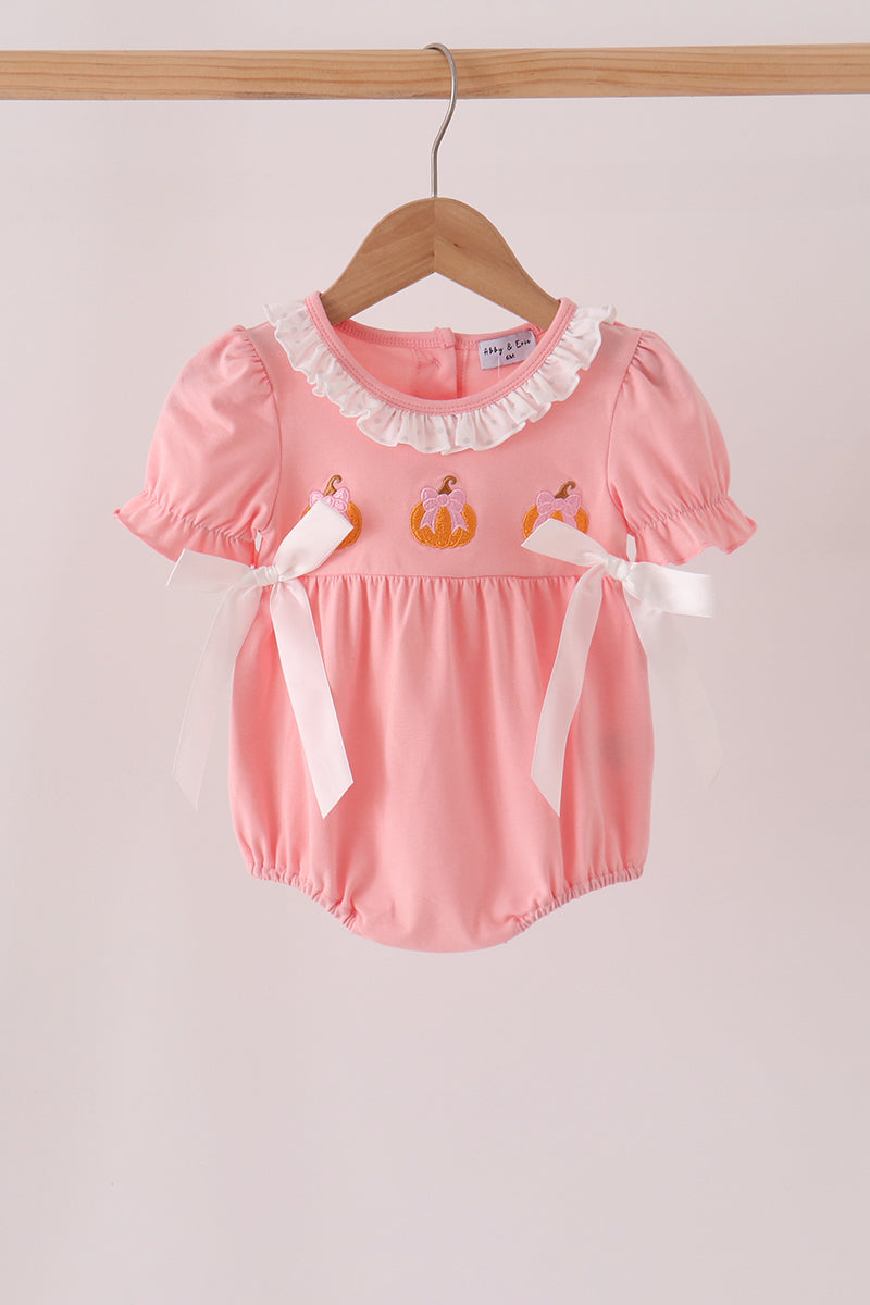  Aaria Tees
