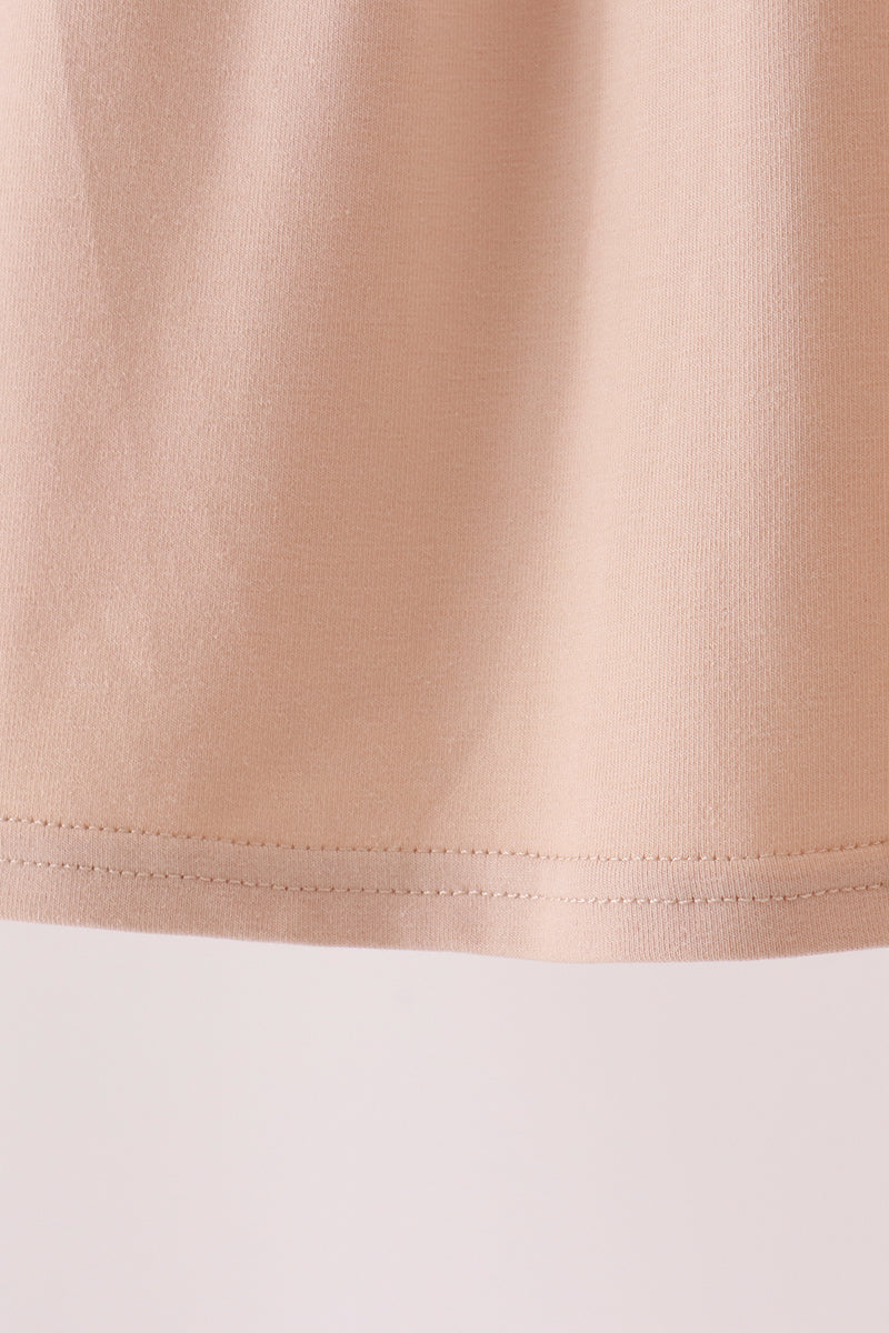  Aaria Tees