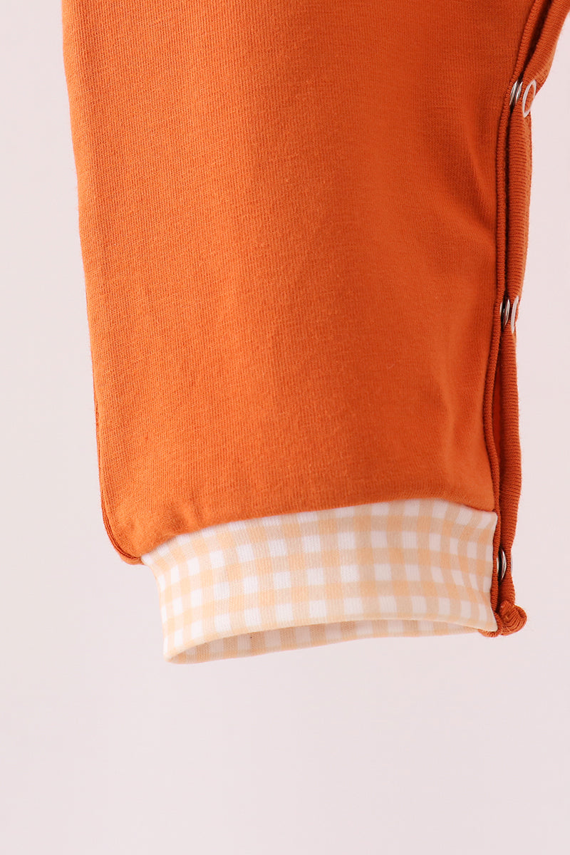  Aaria Tees