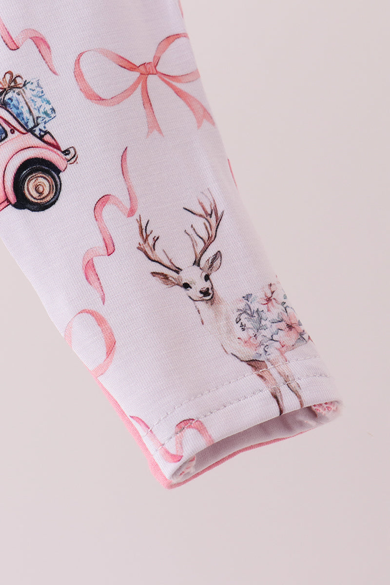  Aaria Tees