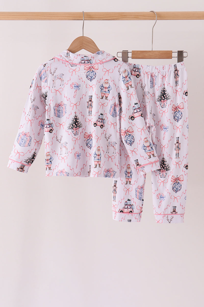  Aaria Tees