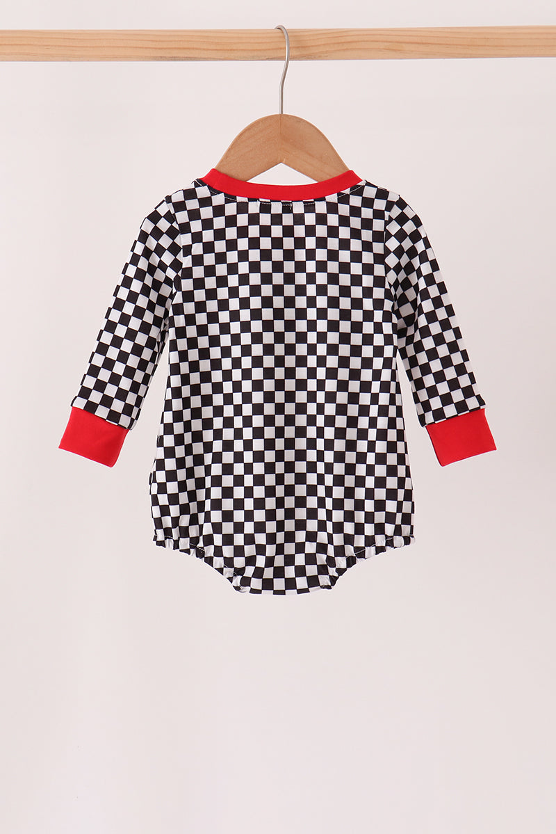 Aaria Tees