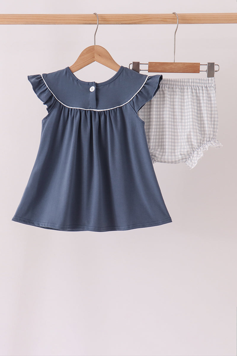  Aaria Tees