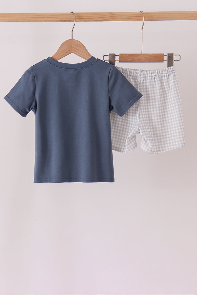 Aaria Tees