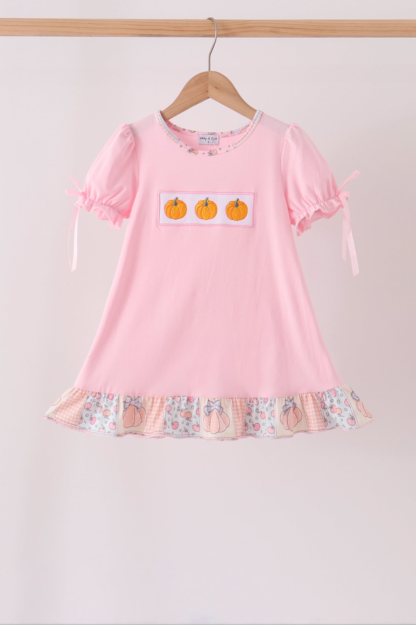  Aaria Tees