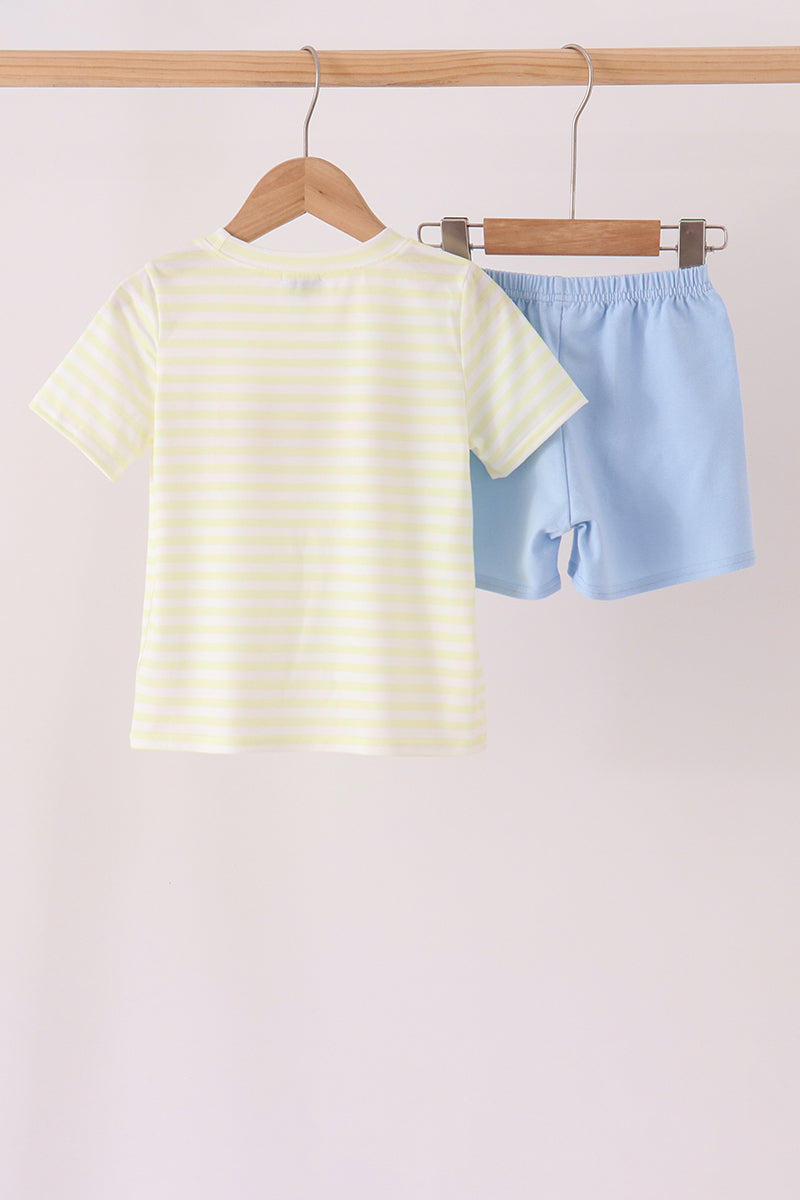  Aaria Tees