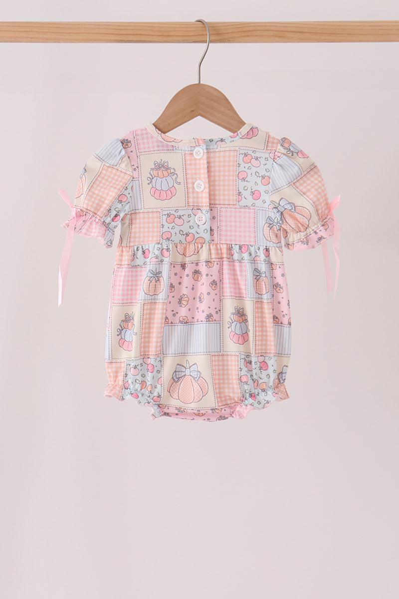  Aaria Tees
