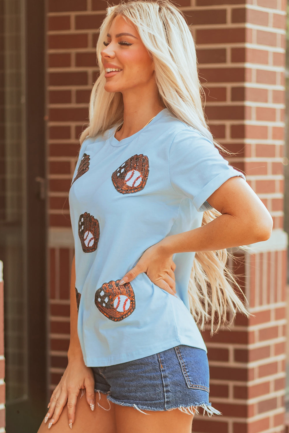  Aaria Tees