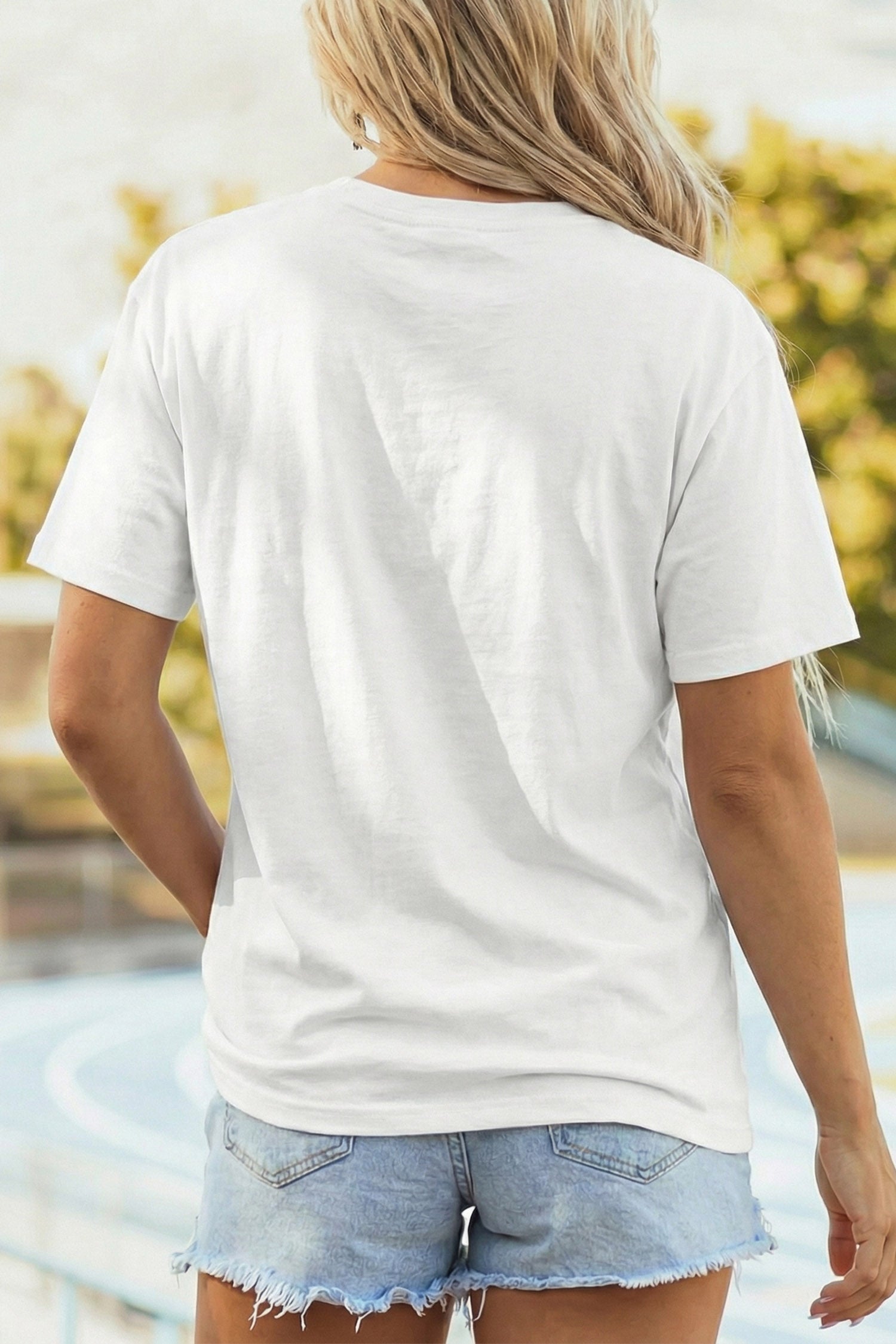  Aaria Tees