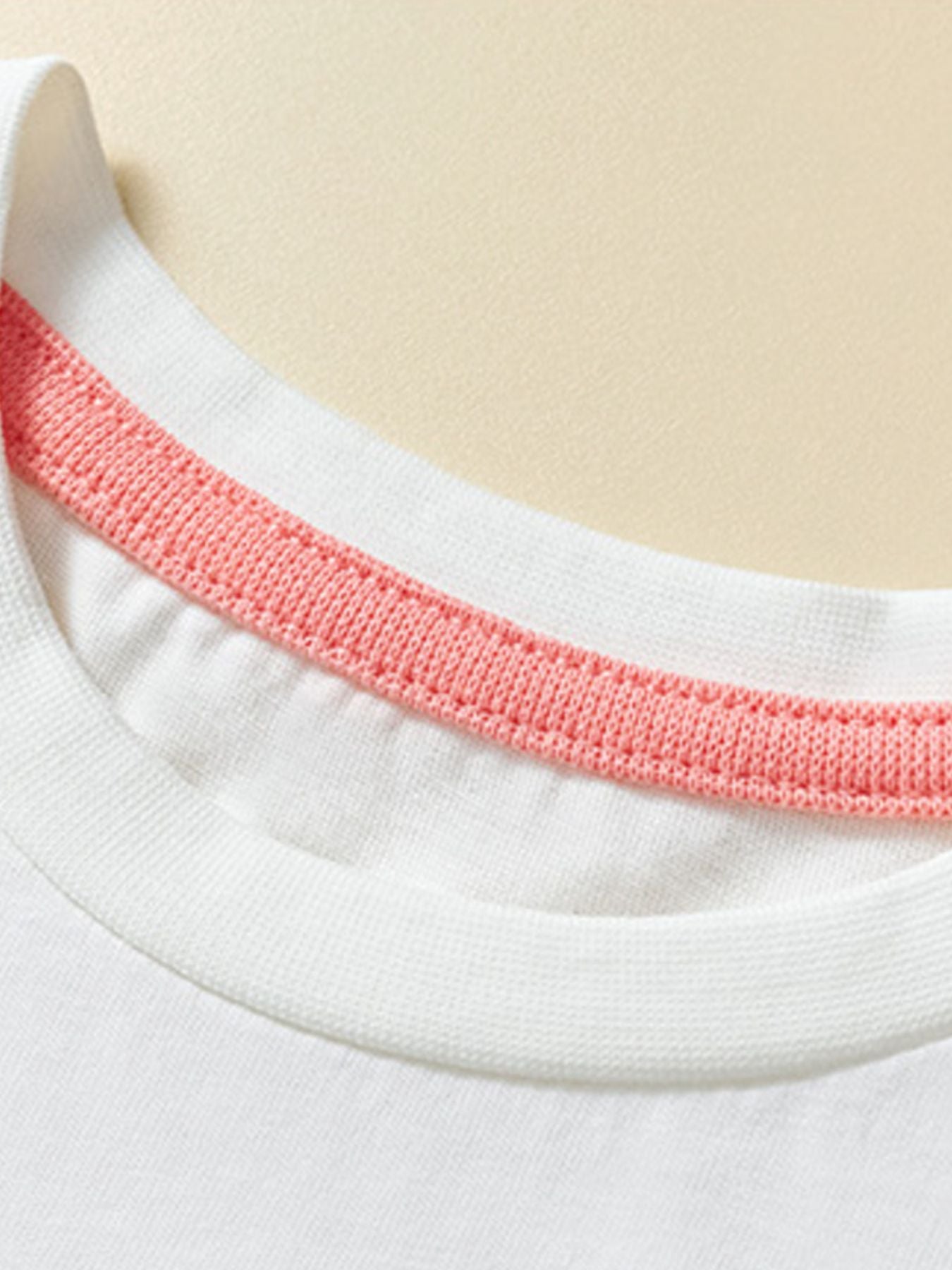 21791a57-3894-47c0-b0b5-883a0294d47e-Max Aaria Tees