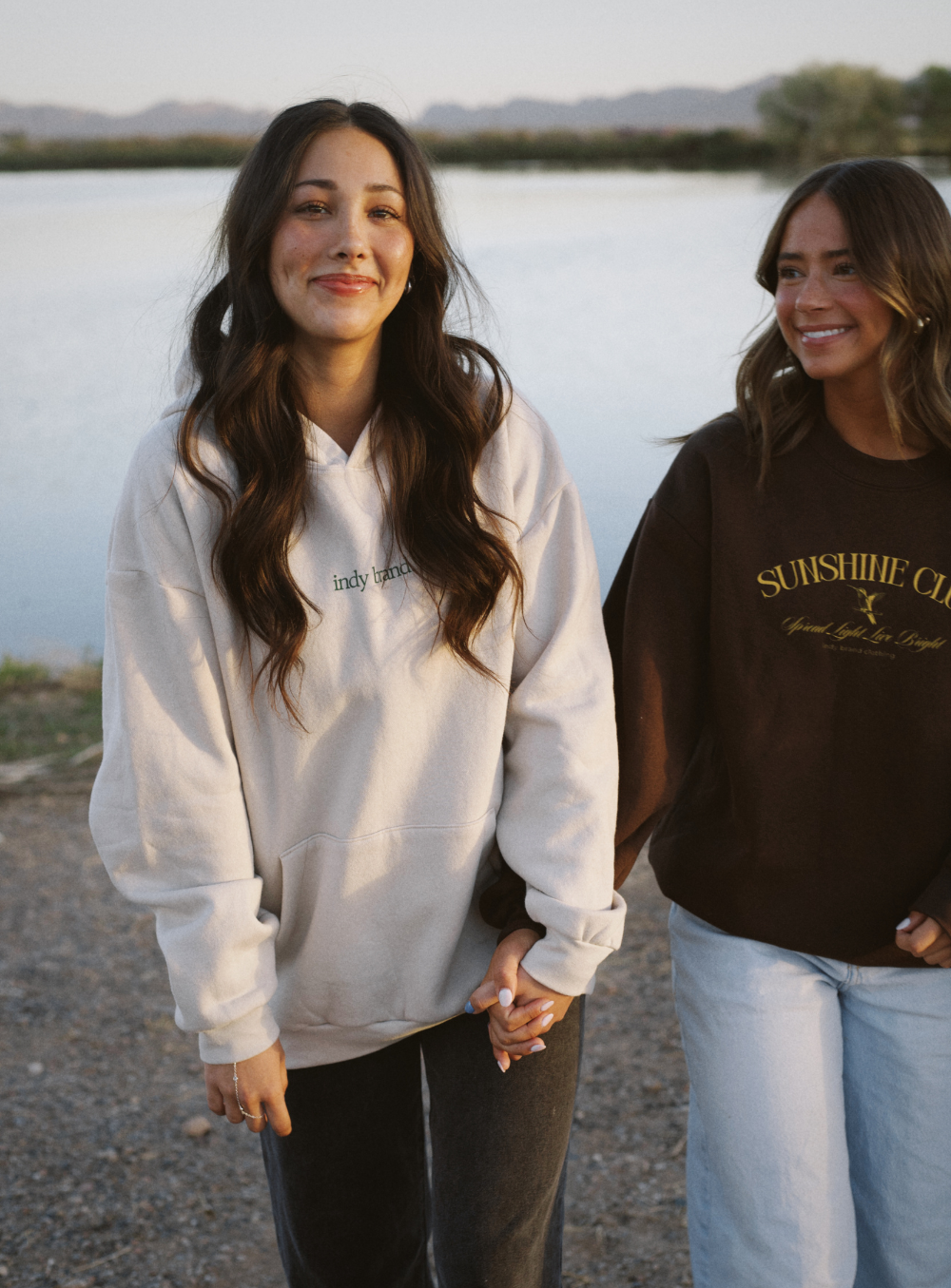  Aaria Tees