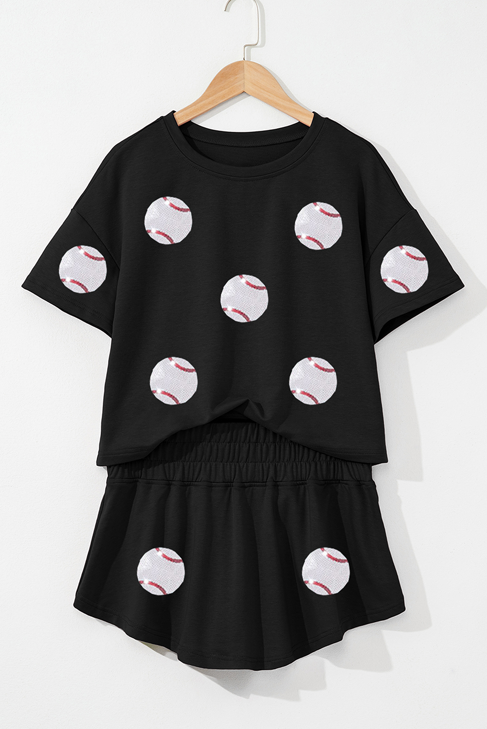  Aaria Tees