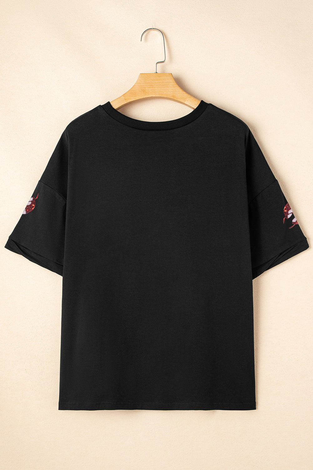  Aaria Tees