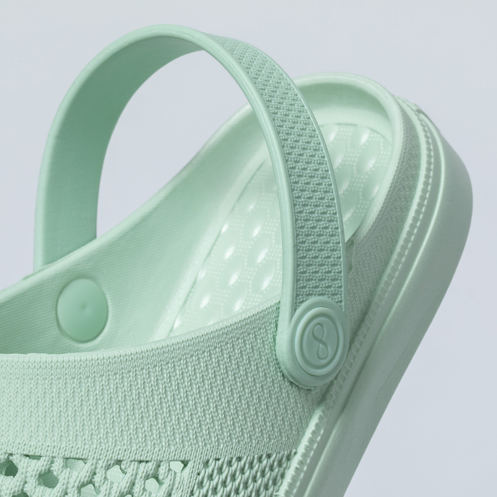 Casual Slip-On Clogs - Aaria Tees Aaria Tees