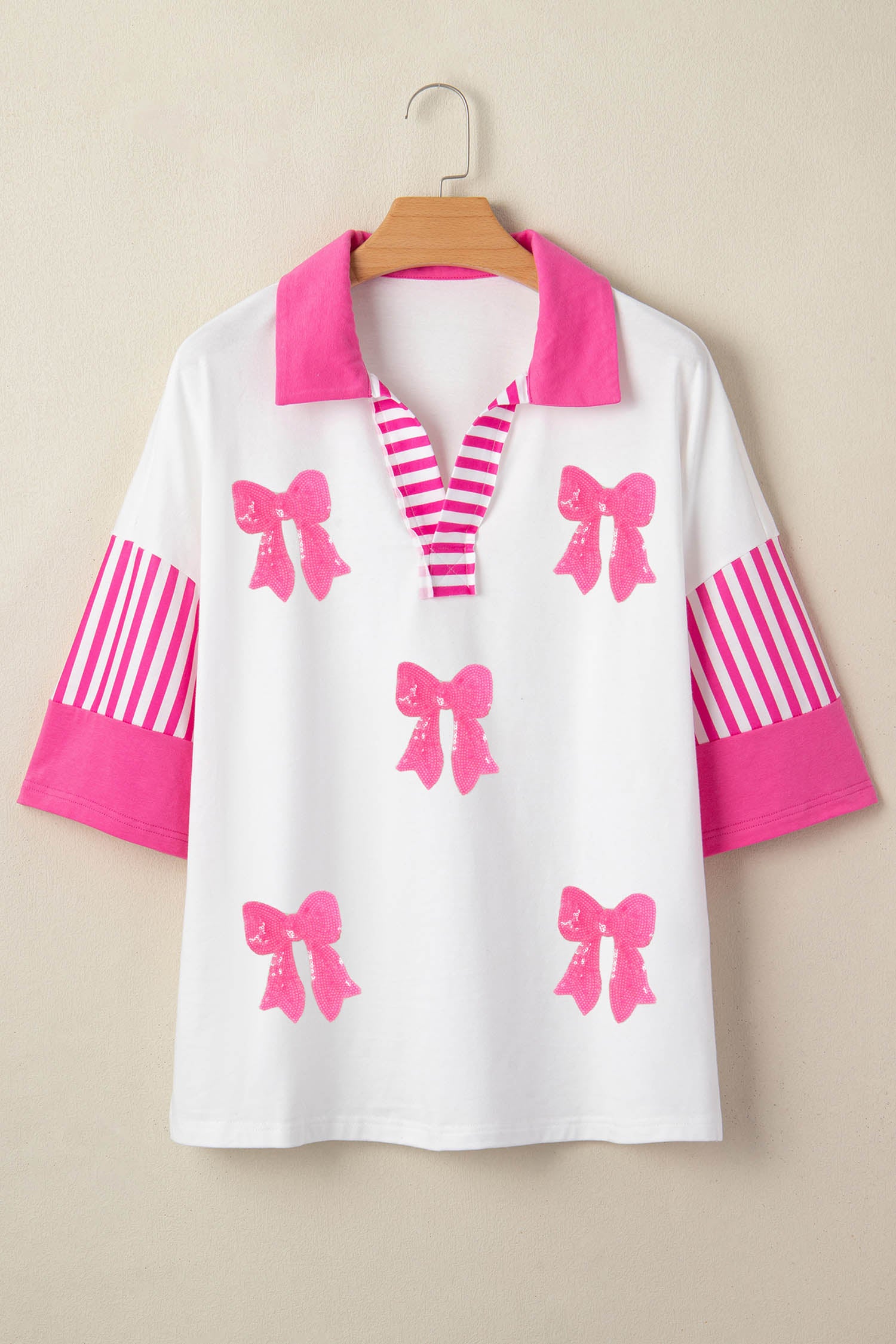  Aaria Tees