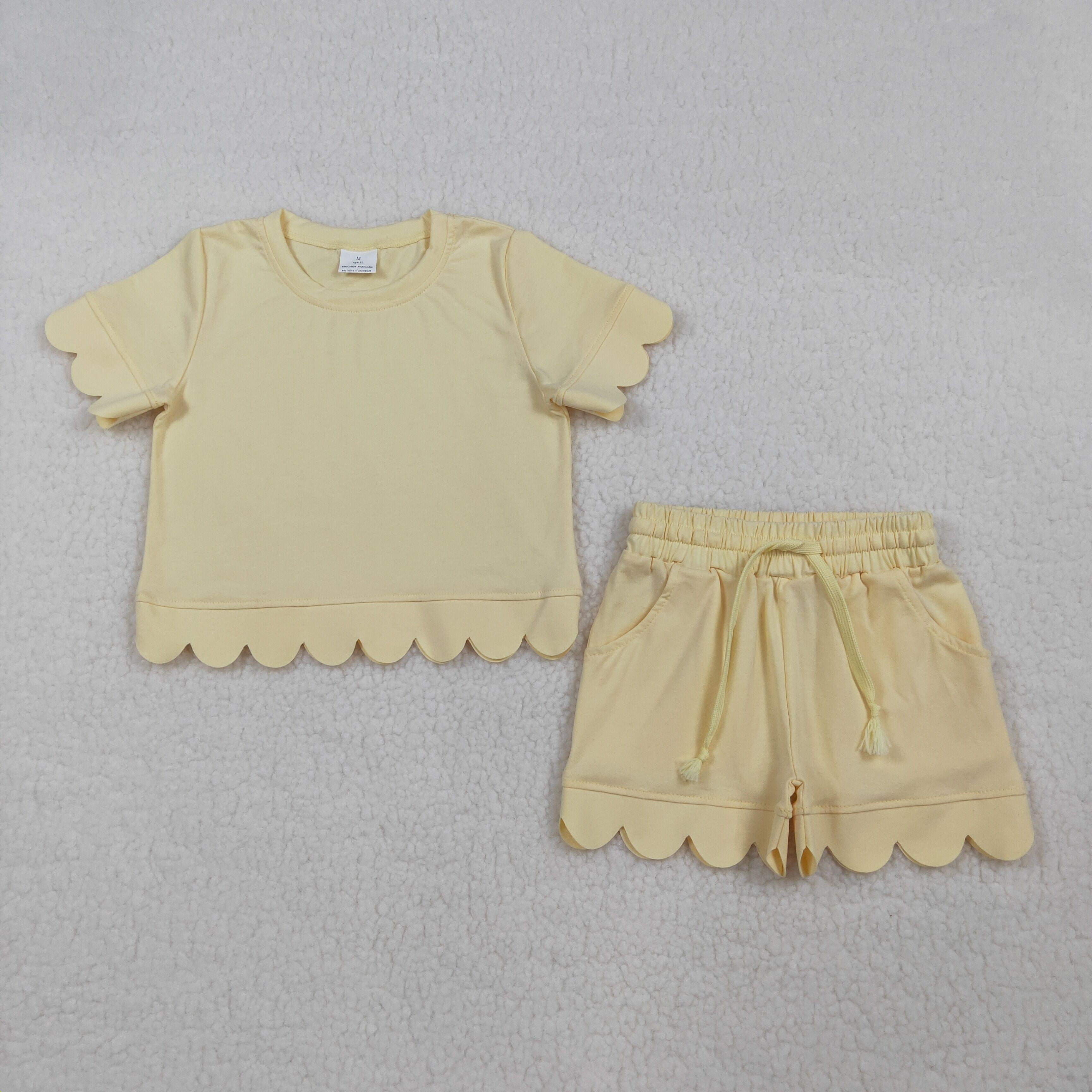  Aaria Tees