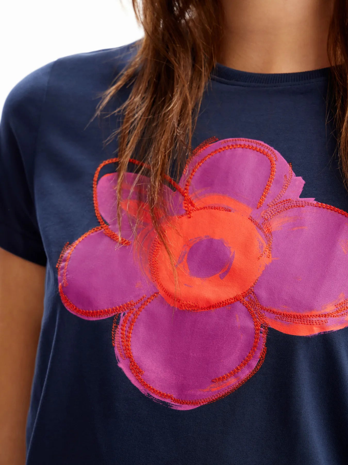  Aaria Tees
