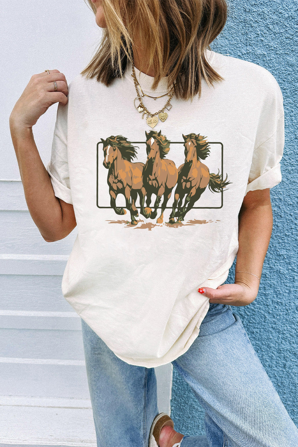  Aaria Tees