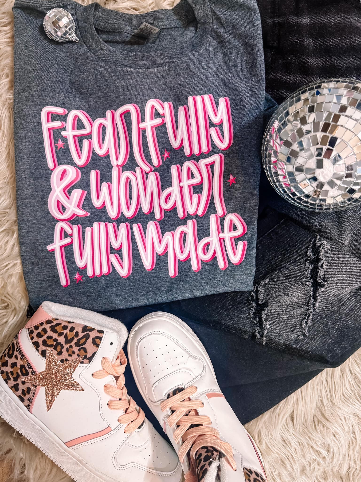 Fearfully & Wonderfully Made Faith Graphic Tee - Aaria Tees Aaria Tees