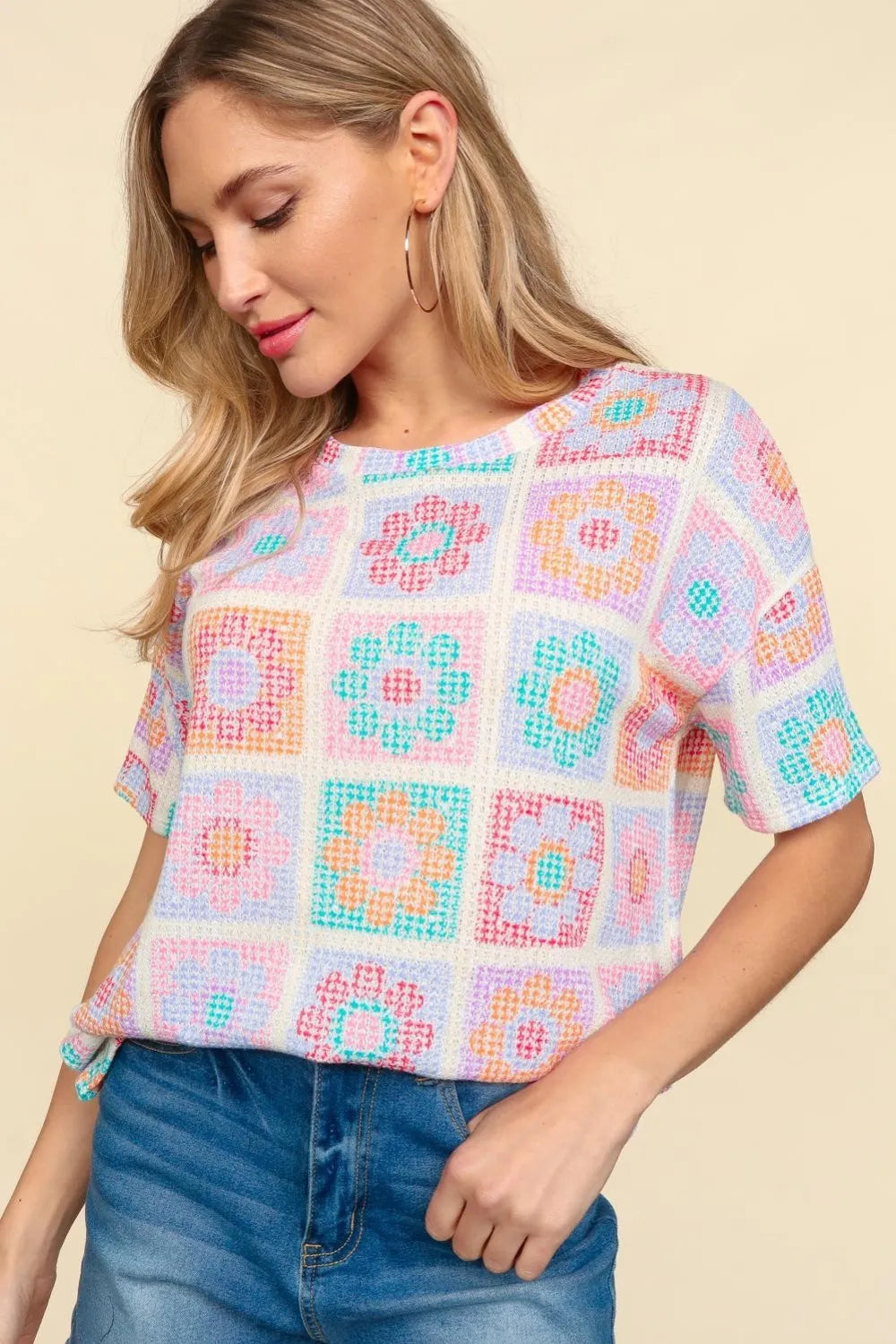 54193782-888c-4c88-a2be-1208e00de99f-Max Aaria Tees