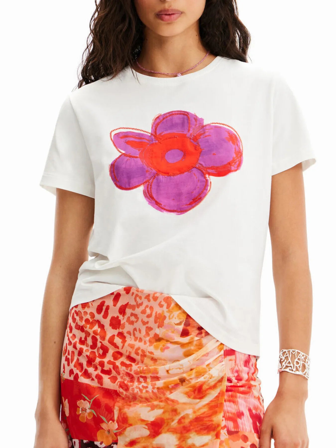  Aaria Tees