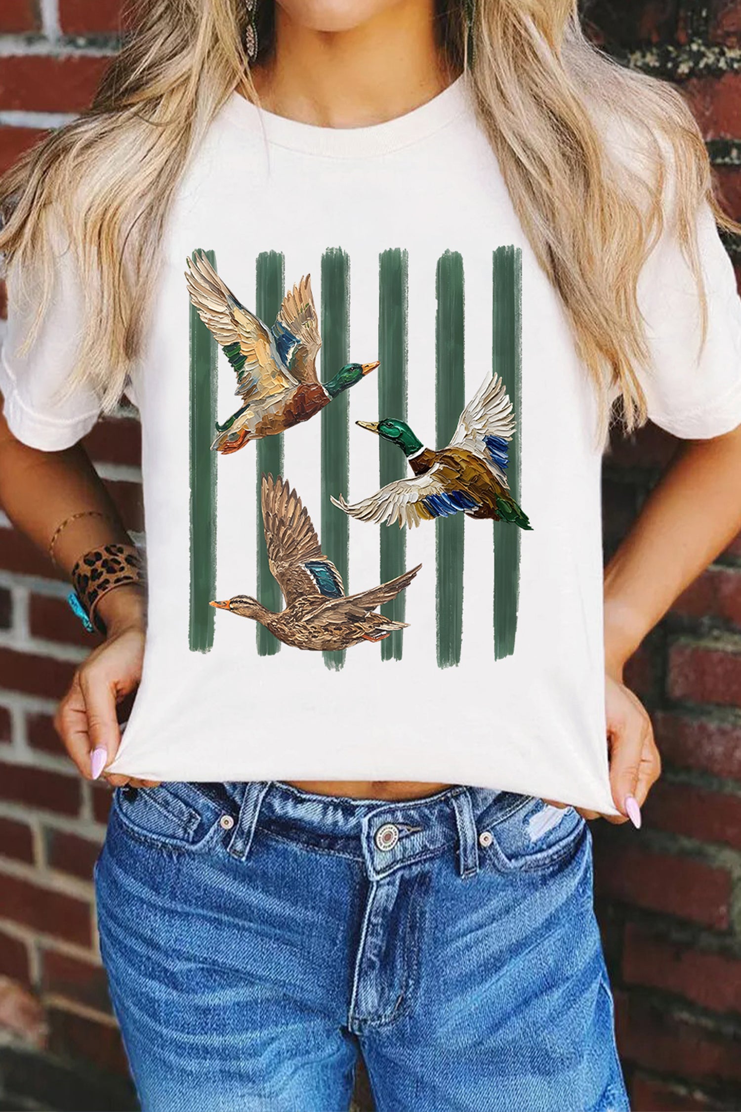  Aaria Tees