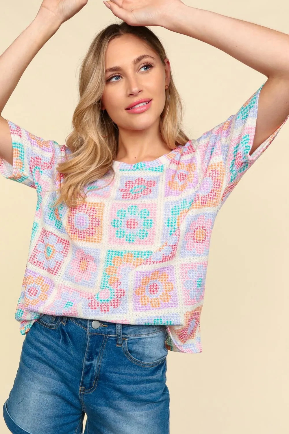 61b0dd01-b3f8-4b1f-b532-93e4253f901b-Max Aaria Tees