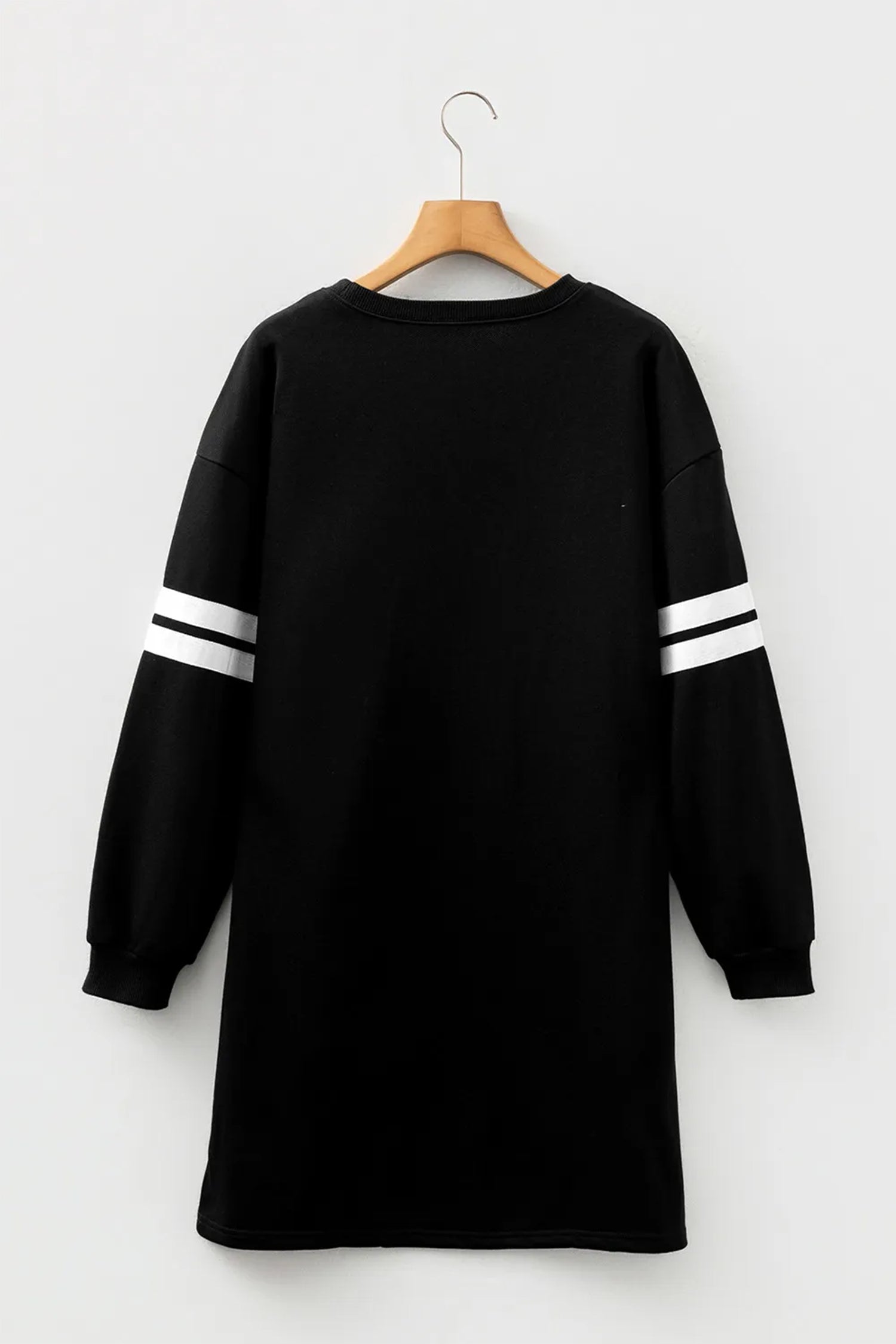  Aaria Tees