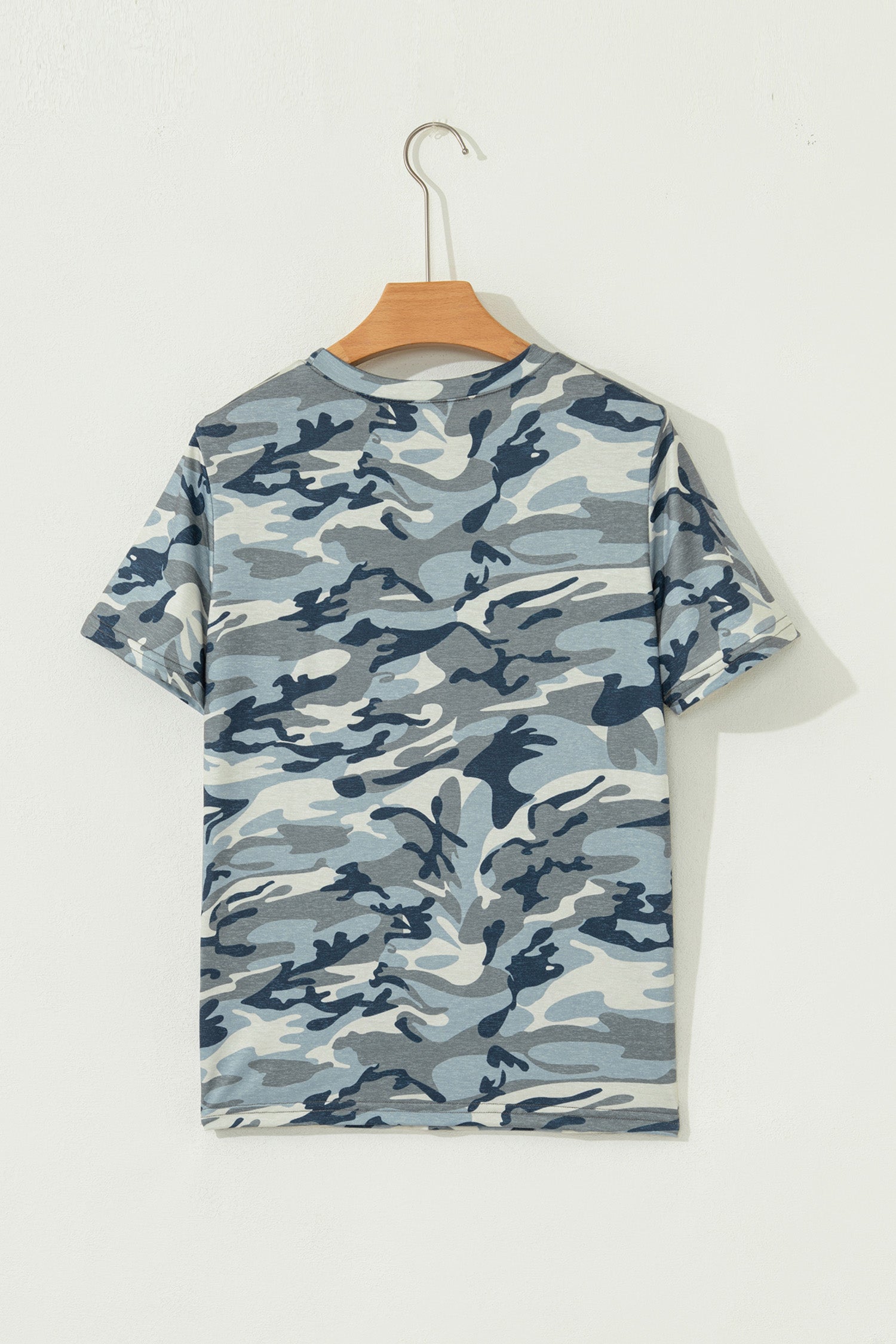  Aaria Tees