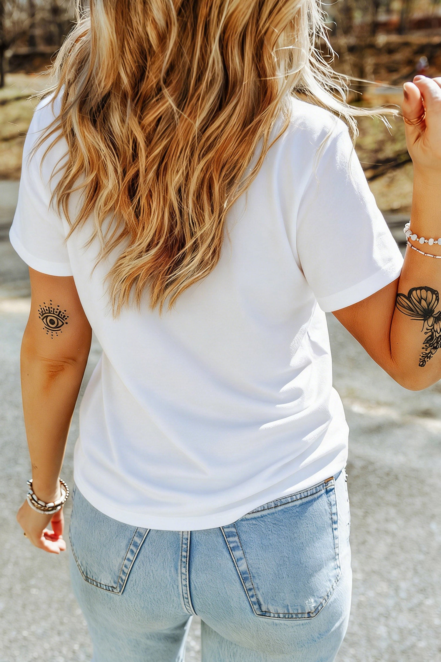  Aaria Tees