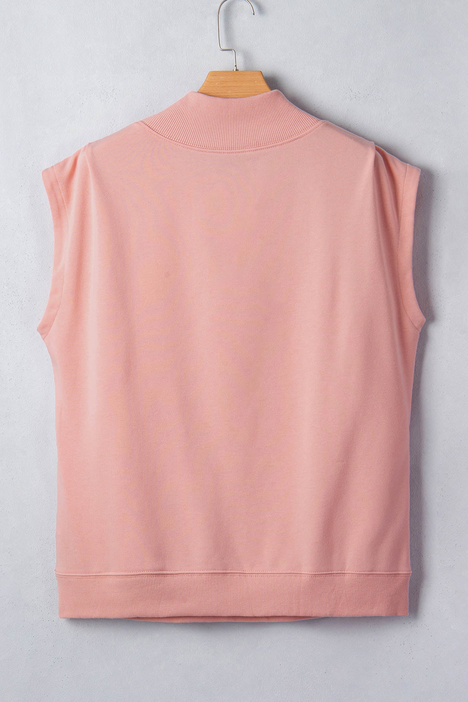  Aaria Tees