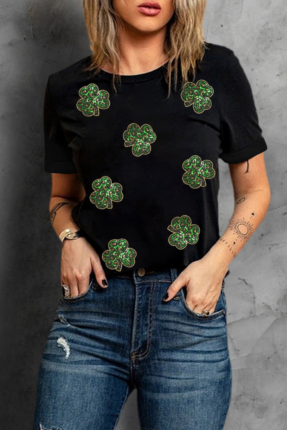  Aaria Tees