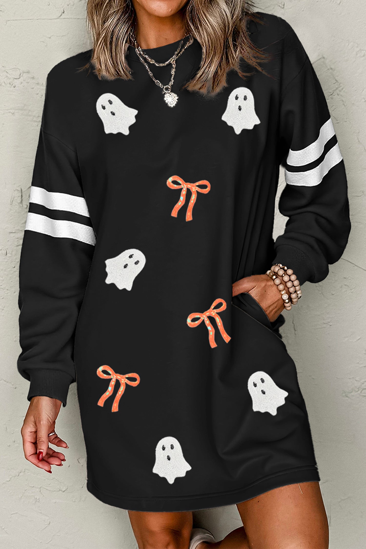  Aaria Tees
