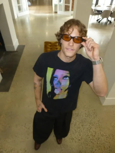  Aaria Tees